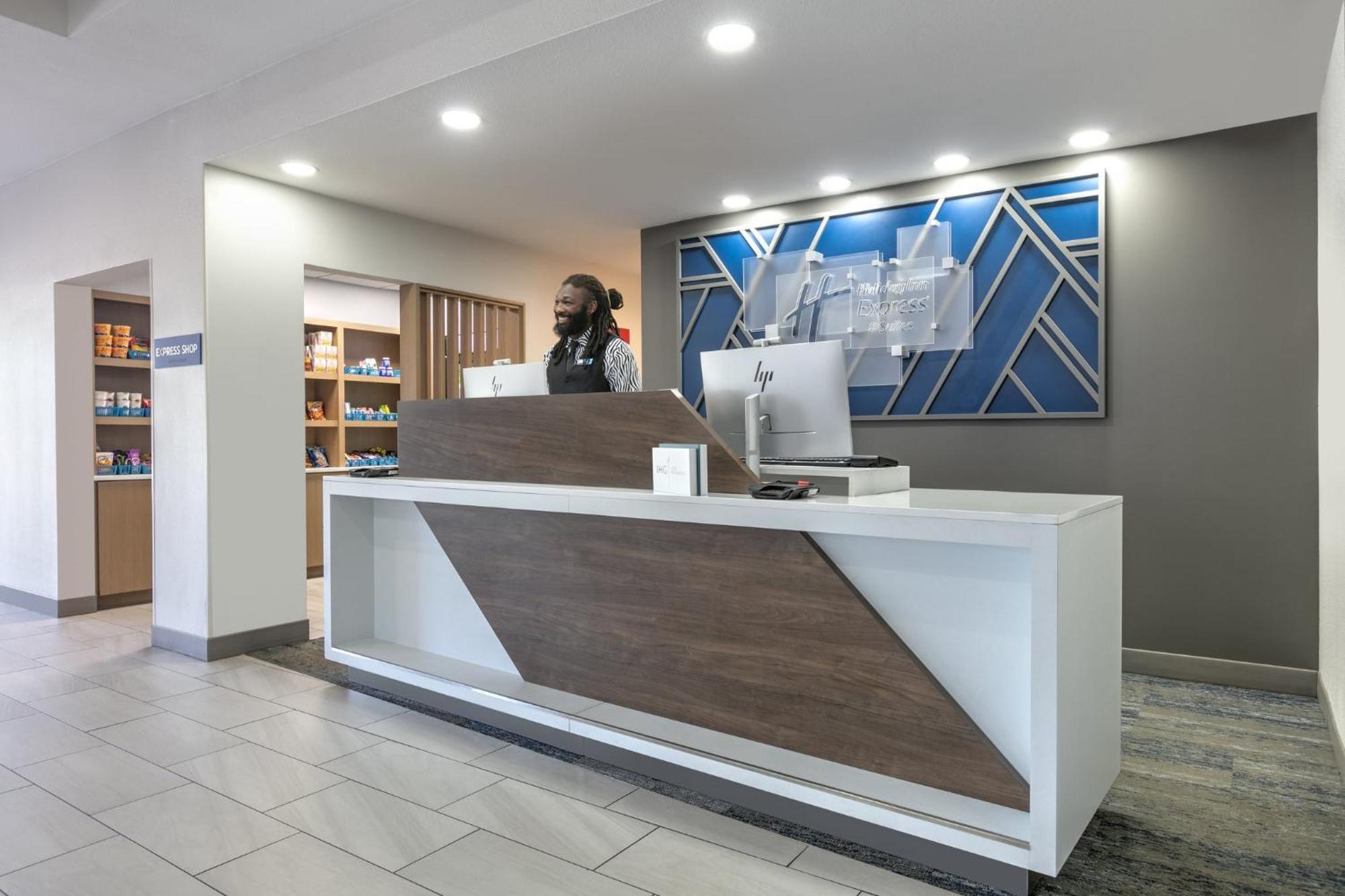Holiday Inn Express Hotel & Suites Marshall By Ihg Zewnętrze zdjęcie