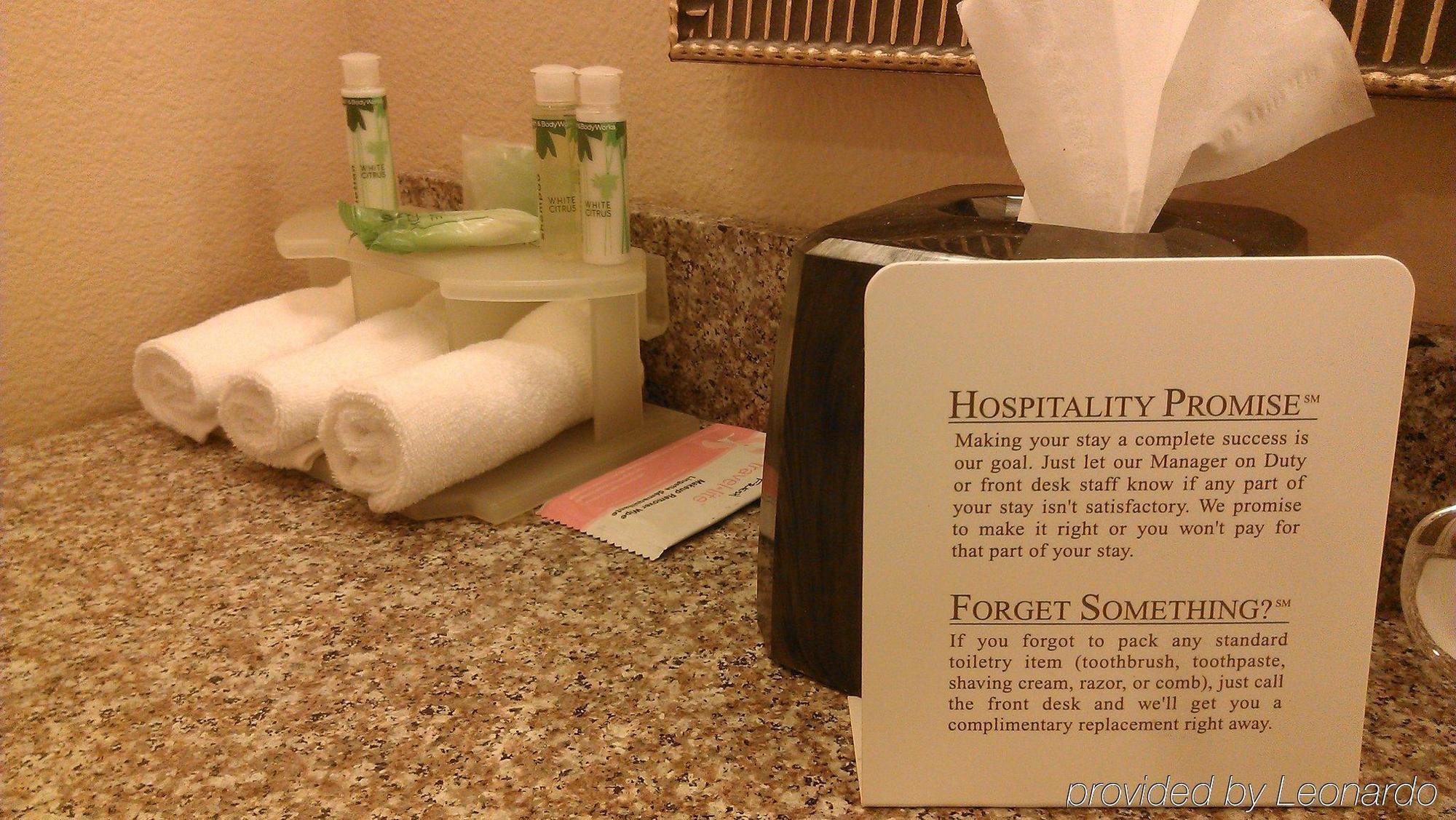 Holiday Inn Express Hotel & Suites Marshall By Ihg Zewnętrze zdjęcie