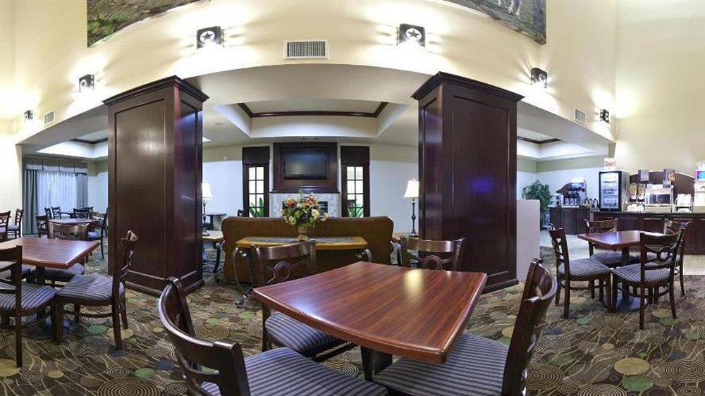 Holiday Inn Express Hotel & Suites Marshall By Ihg Zewnętrze zdjęcie