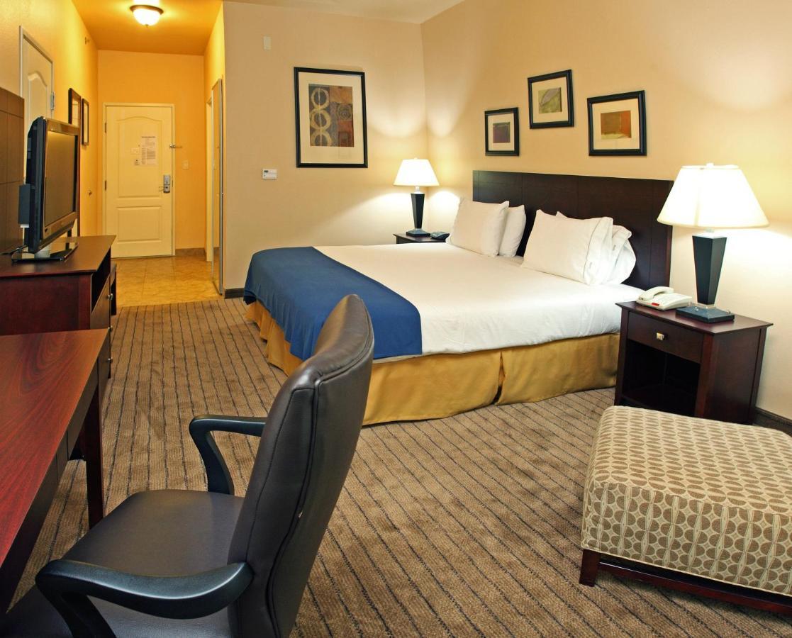 Holiday Inn Express Hotel & Suites Marshall By Ihg Zewnętrze zdjęcie